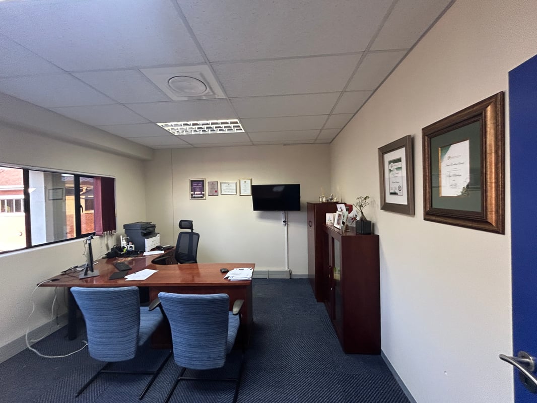  885m² Standalone Office Building for Sale – Derby Downs Office Park, Westville