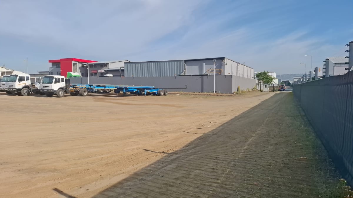 2500m² Vacant Industrial Land For Sale in Cornubia