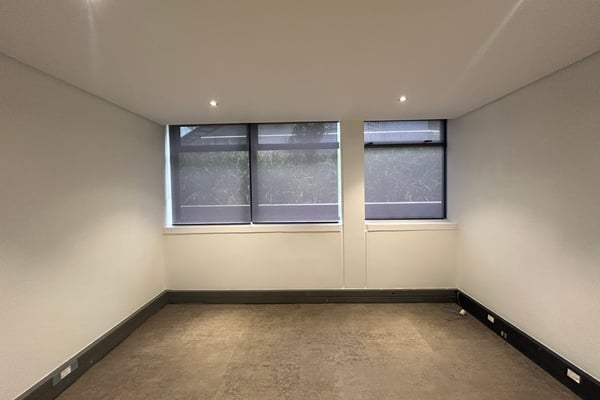 305m² Office To Let in Westville — image 3