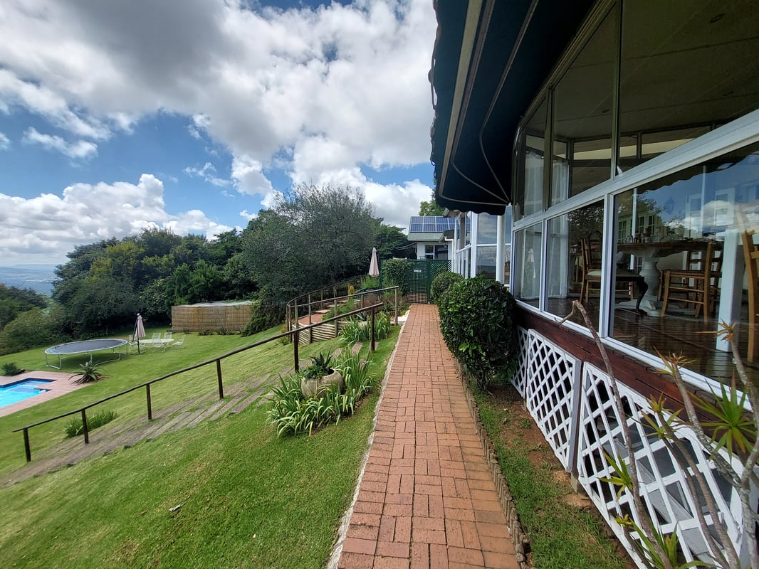 3 967m² Guesthouse For Sale in Hilton