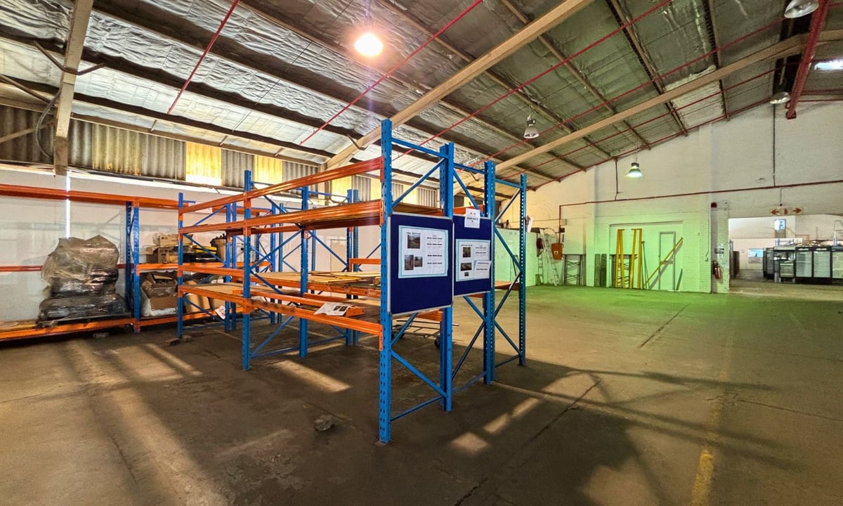 2140m²  Manufacturing & Warehouse Facility To Let – Westmead