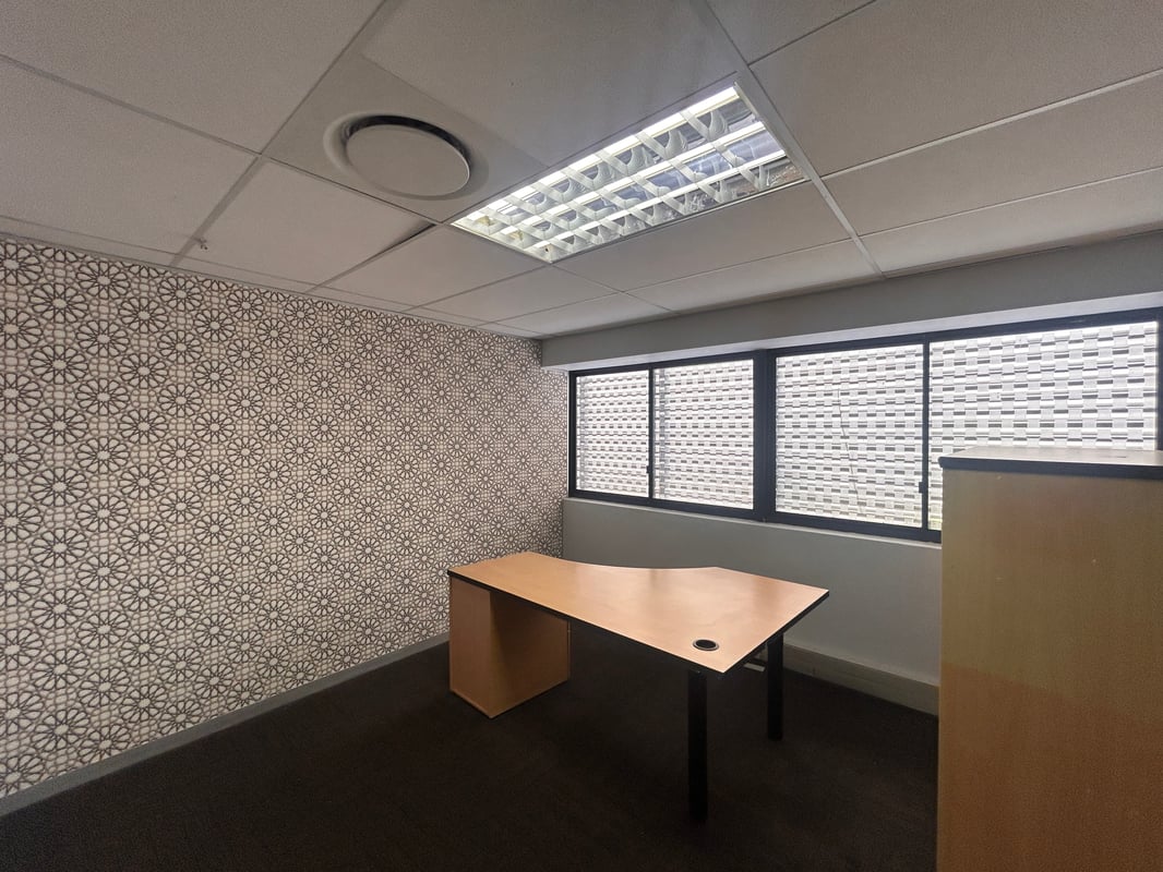 125m² Office To Let in Westville 