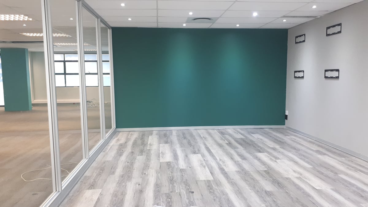 408m² Office To Let at Island Circle Office Park, Riverhorse Valley