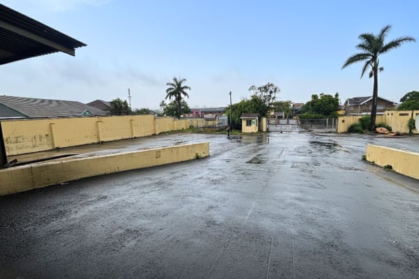 8 029m² Warehouse Available For Lease in Mobeni — image 3