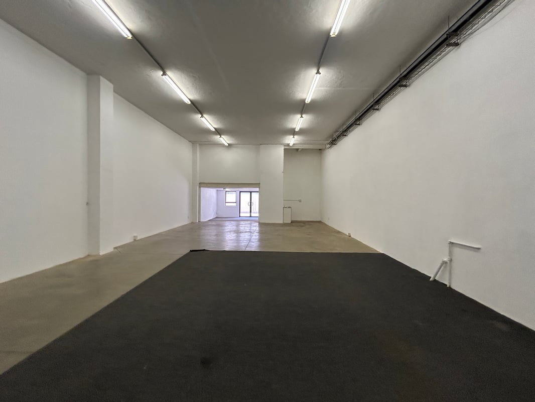 134m² Service and Industrial Unit To Let – Lillies Quarter Lifestyle Centre, Hillcrest