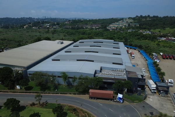 6 000m² Warehouse For Lease In Riverhorse Valley — image 2