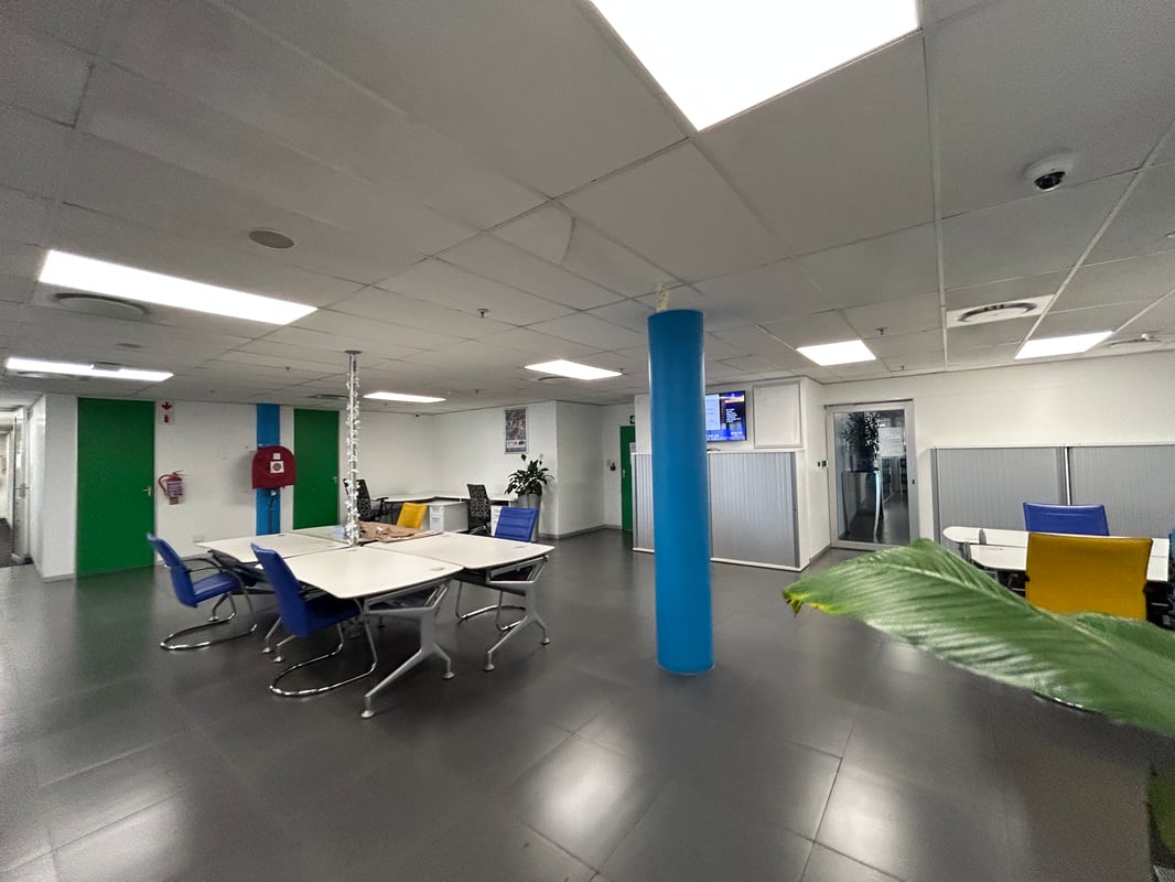 1 523m² Office To Let in Umhlanga