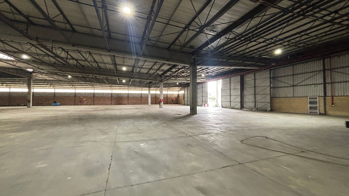 8 029m² Warehouse Available For Lease in Mobeni