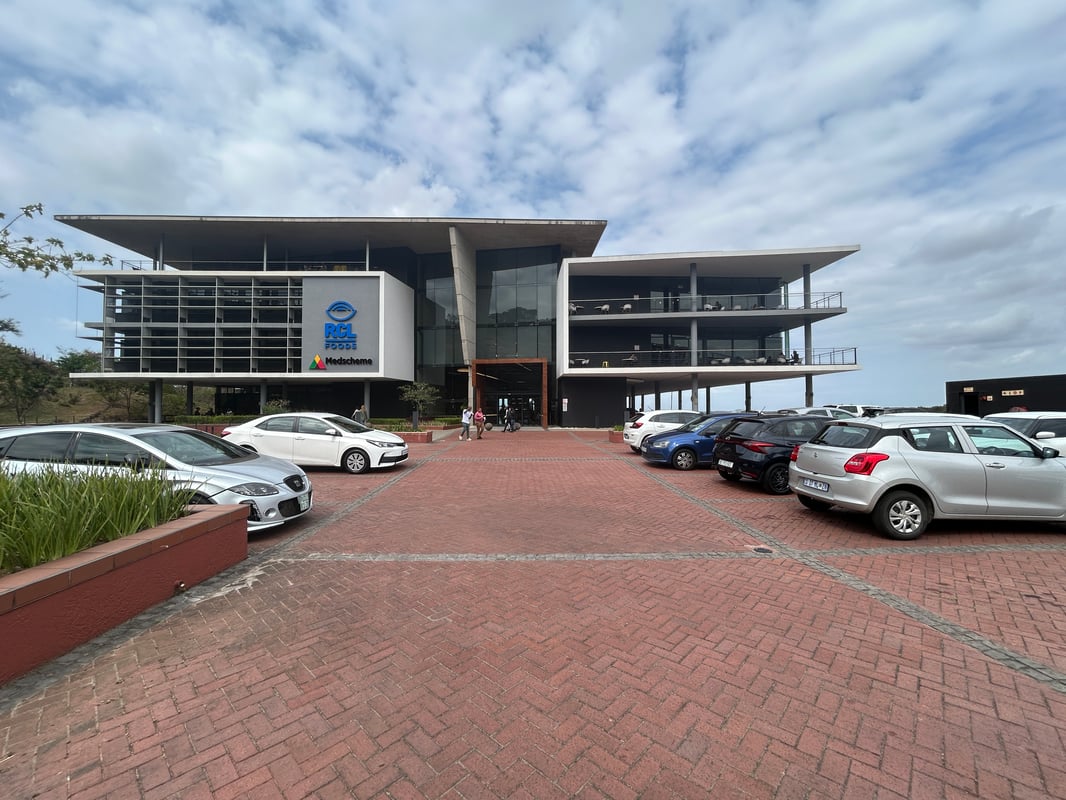 1600m² Office To Let in Westville