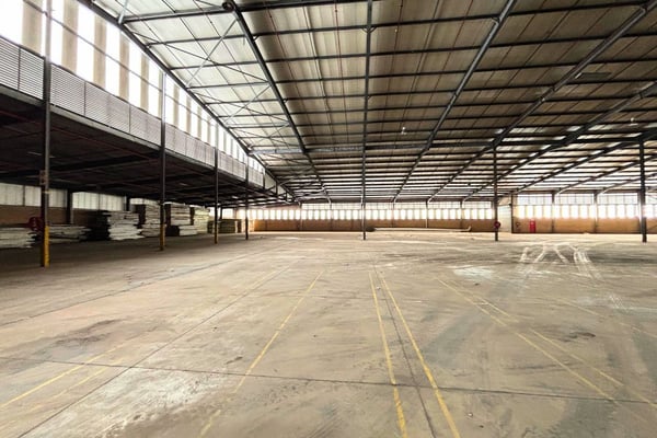 24 633m² Logistics and Warehousing Facility To Let in Mobeni — image 6
