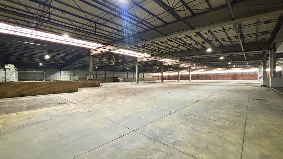 8 029m² Warehouse Available For Lease in Mobeni