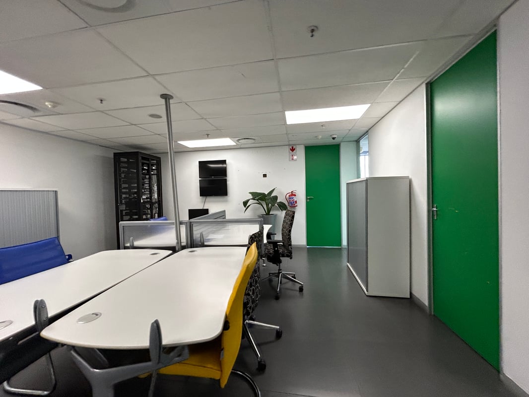 1 523m² Office To Let in Umhlanga