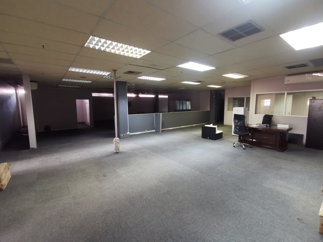 11 000m² Warehouse To Let in Jacobs