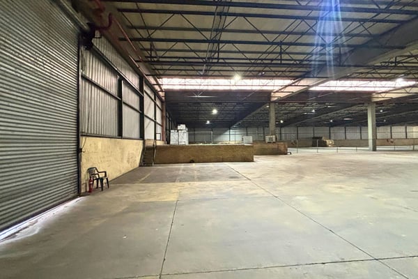 8 029m² Warehouse Available For Lease in Mobeni — image 4