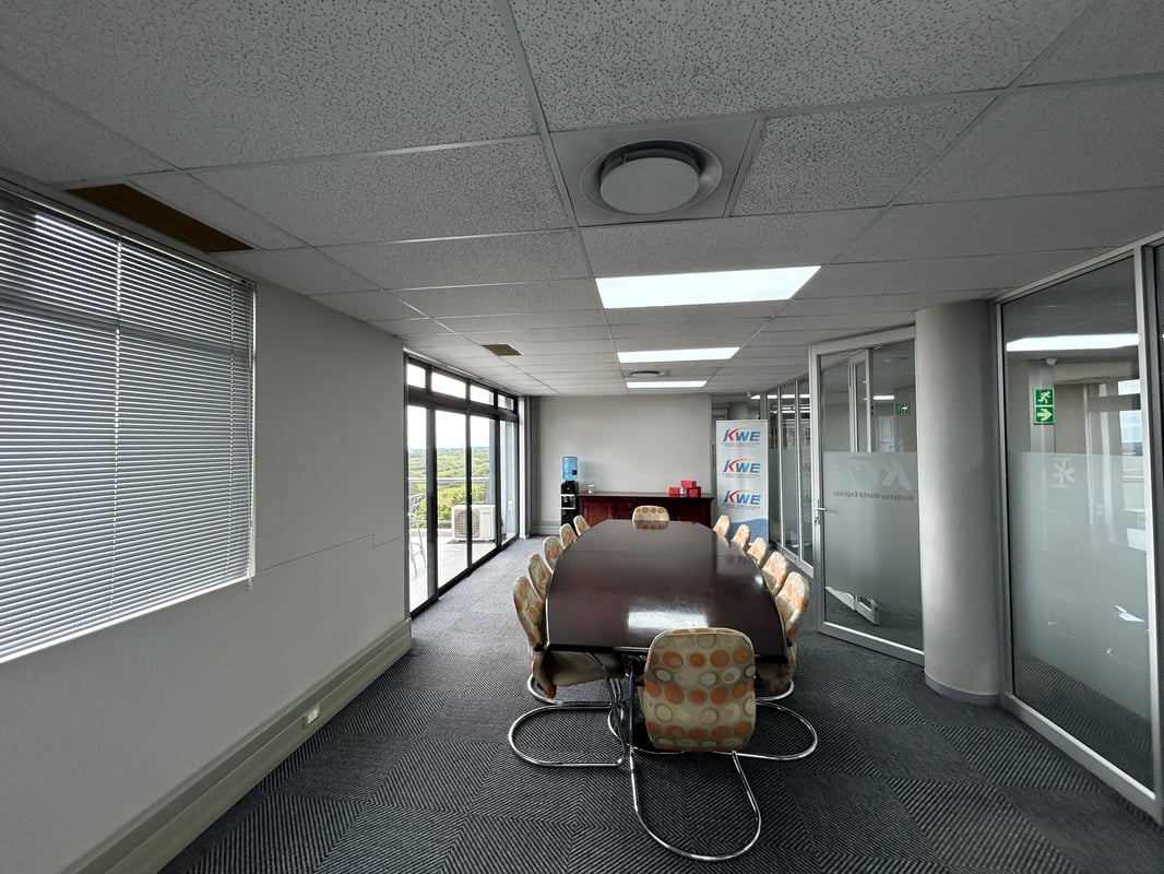 337m² Office To Let In Westway Office Park, Westville