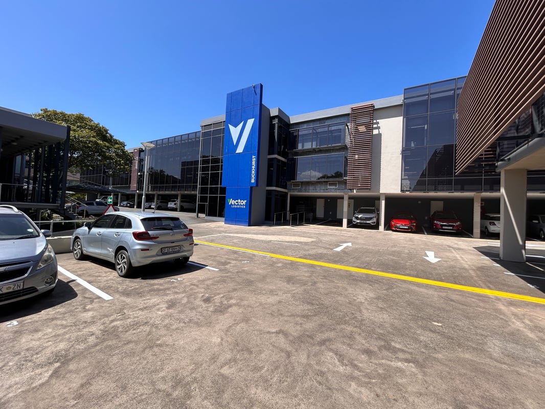 753m² Office To Let In Essex Gardens Office Park