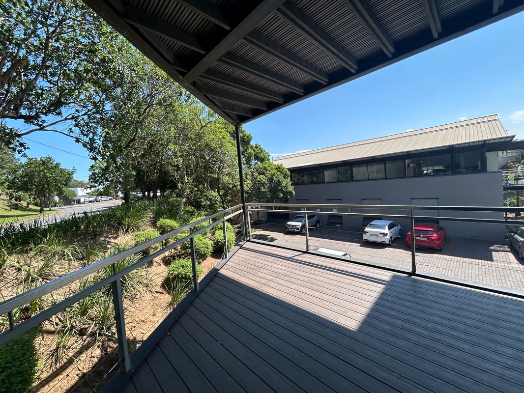 588m² Office to Let – Westway Office Park, Westville