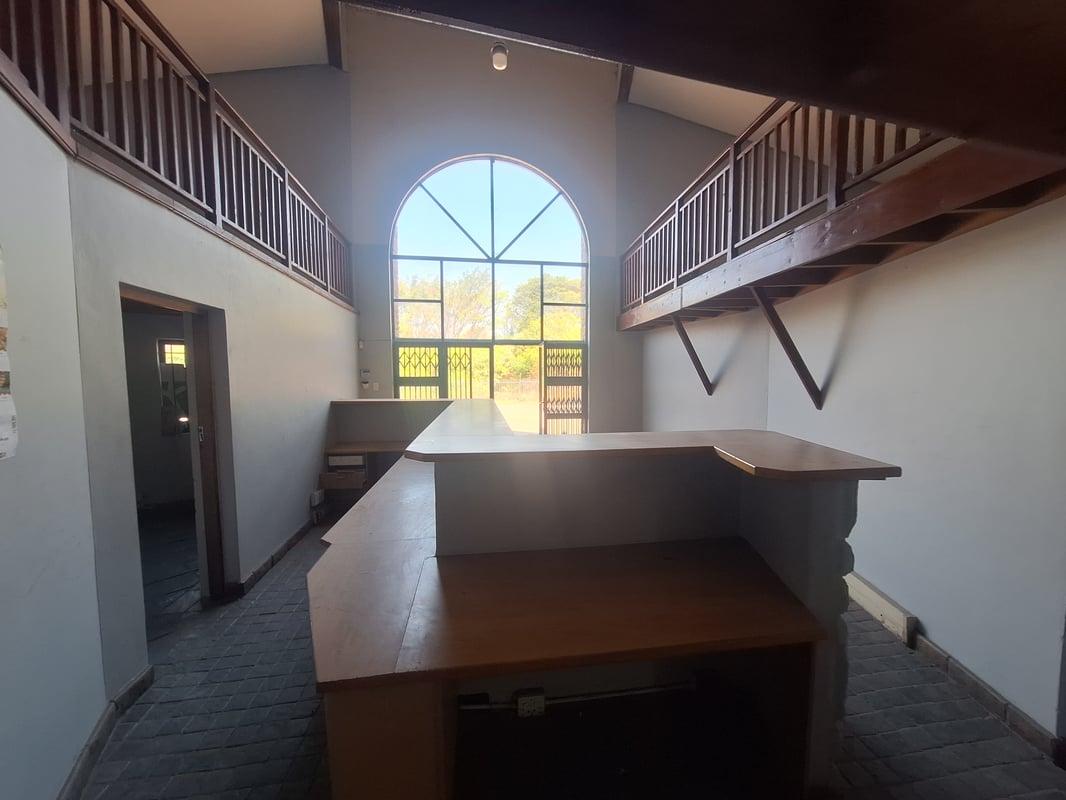 845m² Warehouse To Let in Westmead