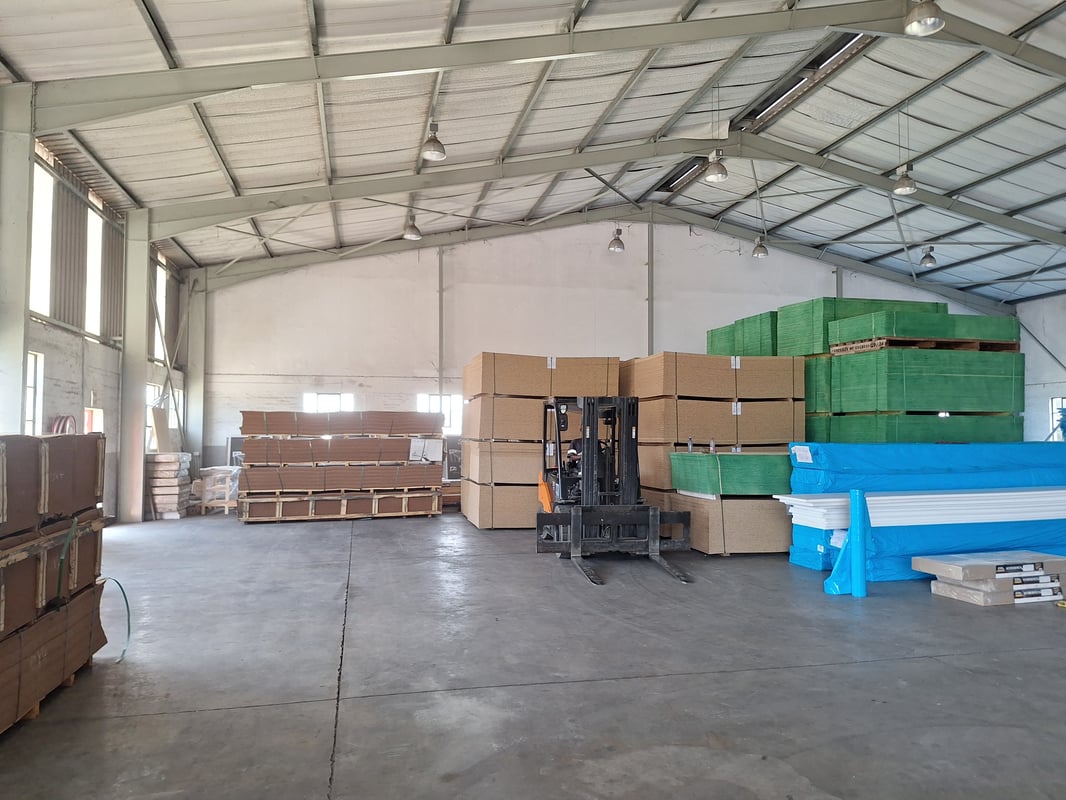 1 345m² Warehouse To Let in New Germany