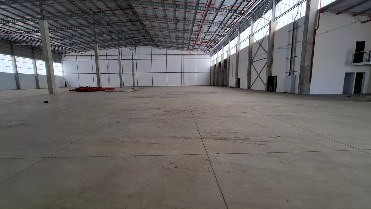 19 032m² Warehouse for Sale in Cornubia
