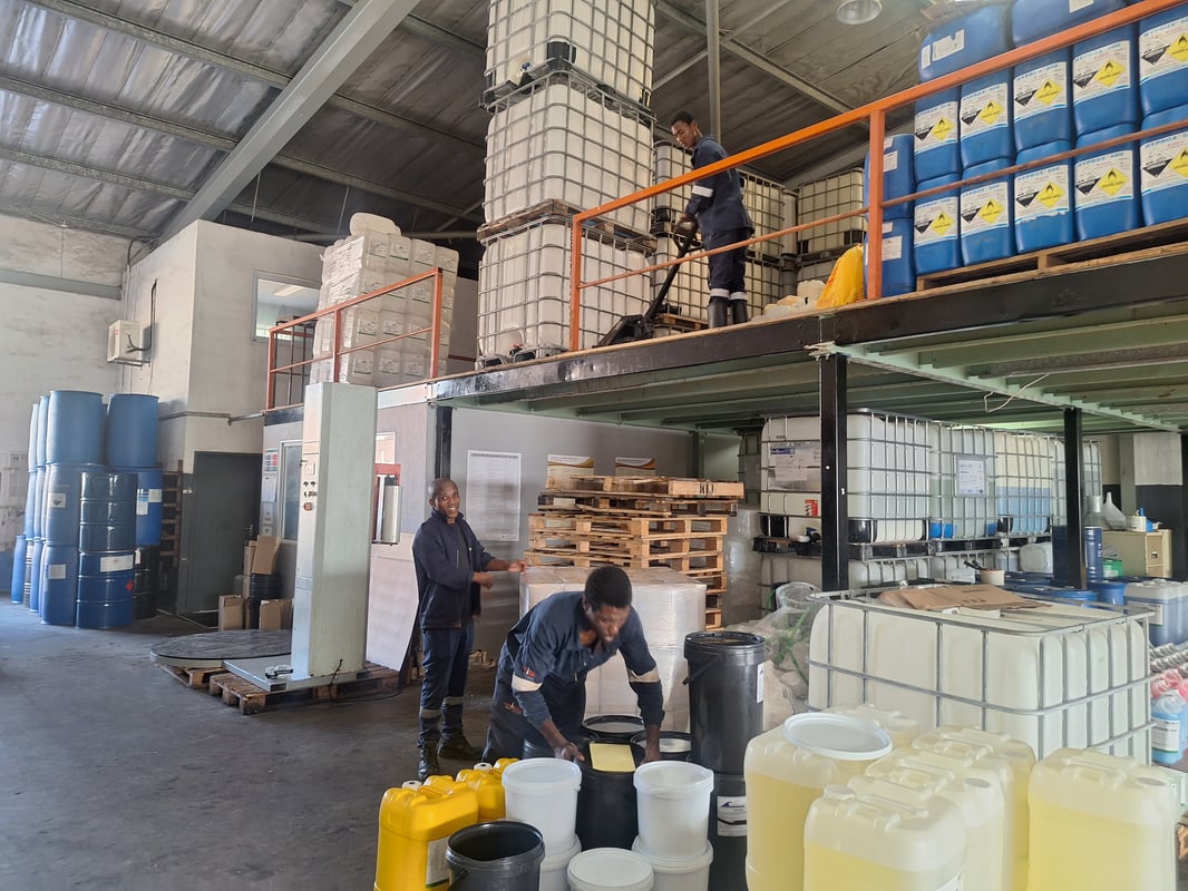537m² Mini Factory To Let in Pinetown