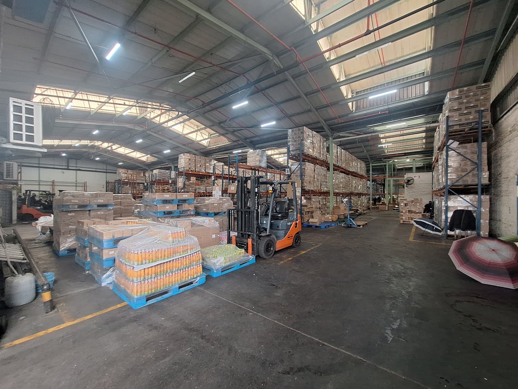 3 970m² Industrial Warehouse with Yard To Let in Westmead