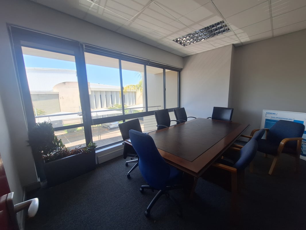 417m² Warehouse with Modern Office Component To Let in Maxmead, Pinetown