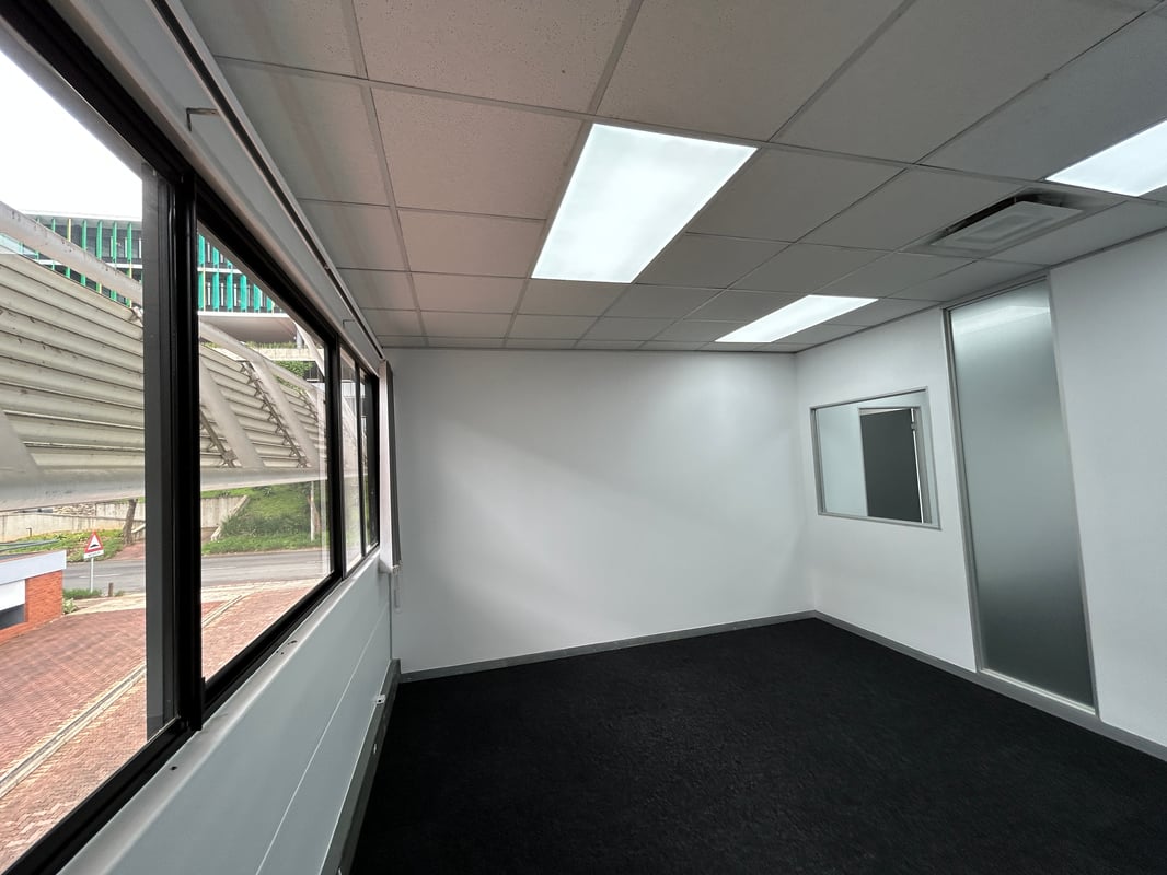 134m² Office Space To Let – Westway Office Park, Westville