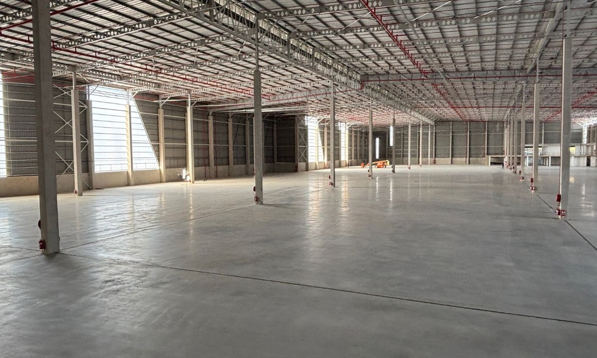 8 195m² New Warehousing Facility To Let in Riverhorse Valley 