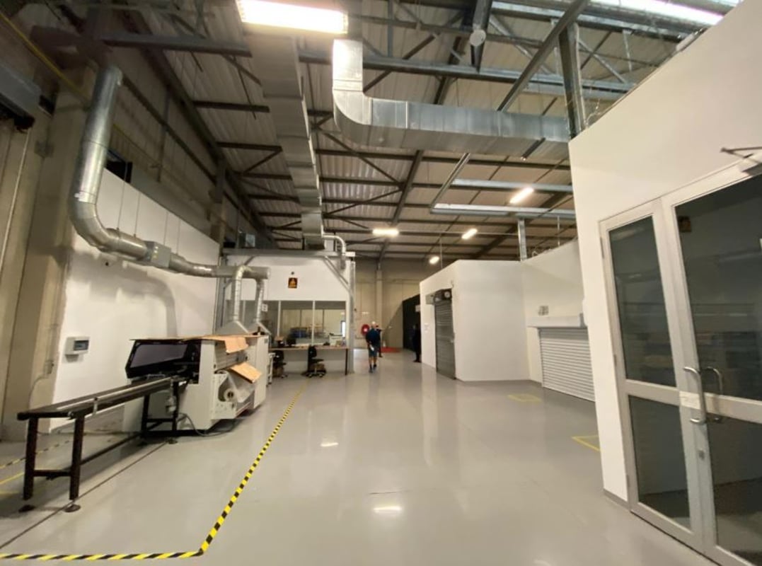 3 146m² Warehouse To Let in Dube Tradeport