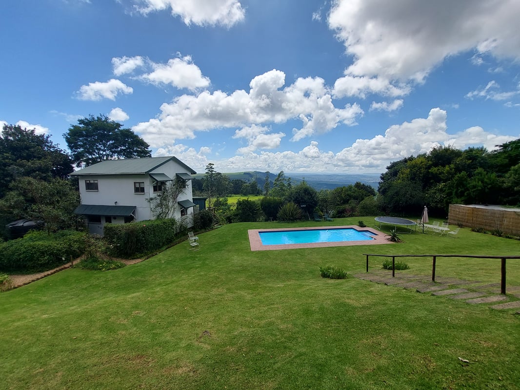 3 967m² Guesthouse For Sale in Hilton