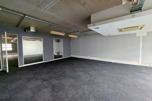 473m² Office For Sale in Riverhorse Valley — image 5