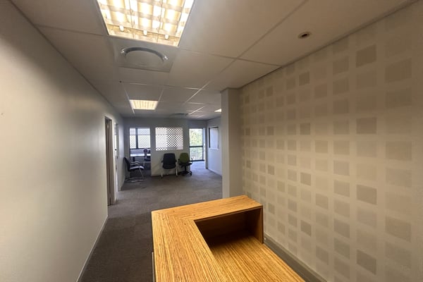 125m² Office To Let in Westville  — image 2