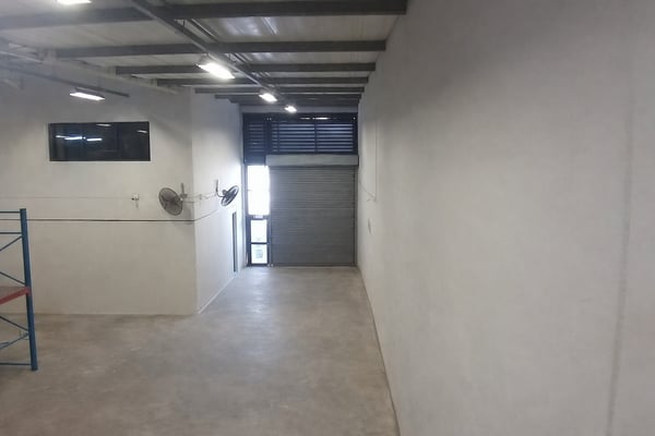 634m² Warehouse for Sale in Umhlanga — image 4