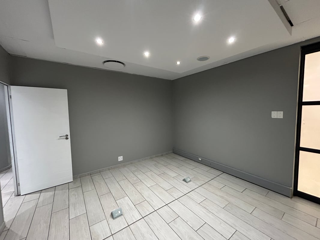 179m² office to let in Umhlanga