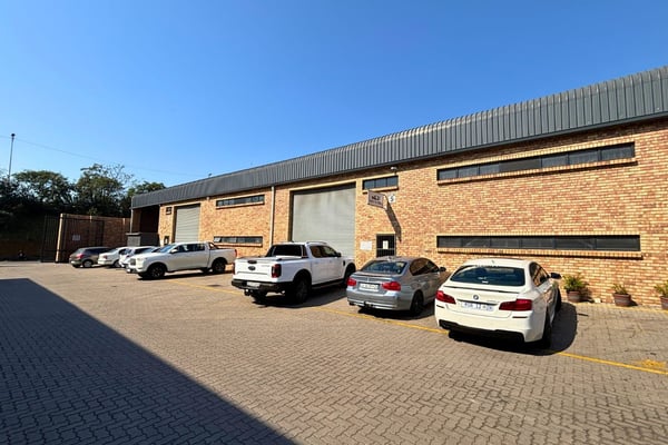 1 050m² Factory/Warehouse To Let – Rossburgh  — image 3