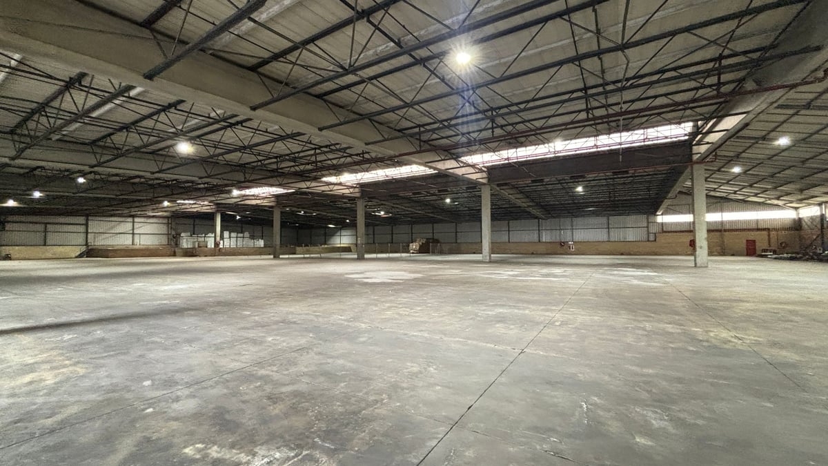 8 029m² Warehouse Available For Lease in Mobeni
