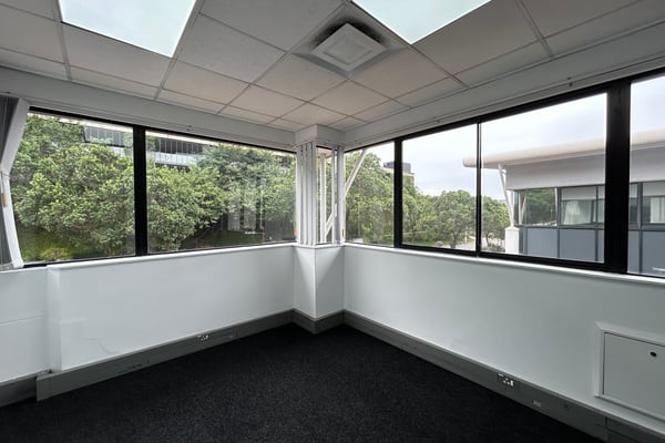 134m² Office Space To Let – Westway Office Park, Westville — image 2