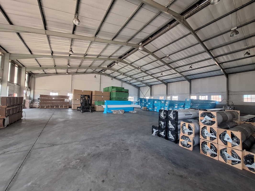 1 345m² Warehouse To Let in New Germany