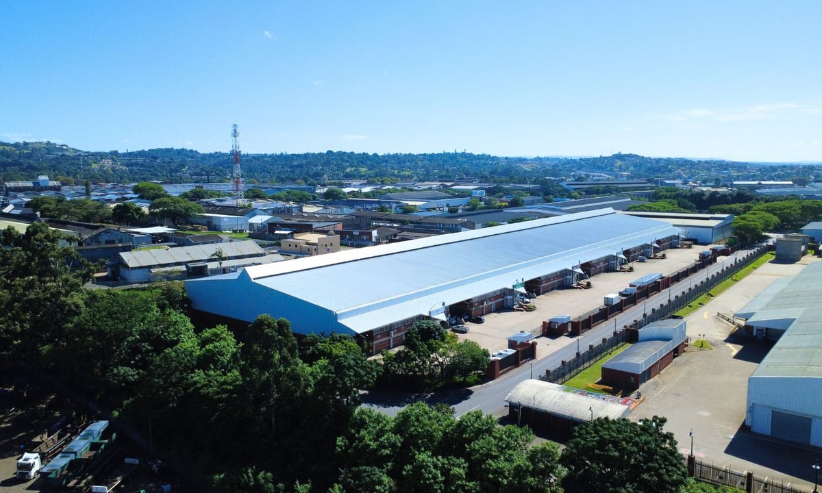3301m² Warehouse To Let in New Germany