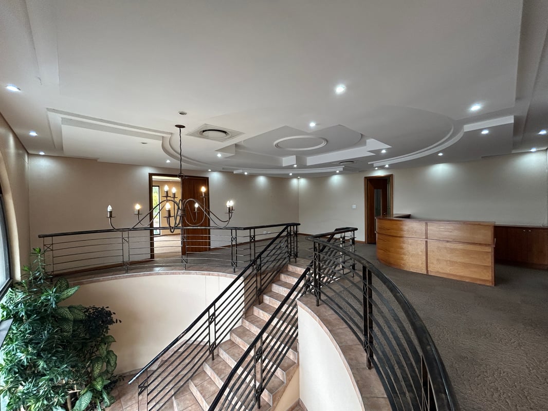 650m² Office to Let in Westville