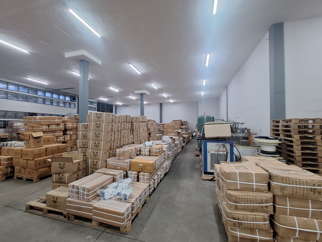 765m² Warehouse To Let in New Germany