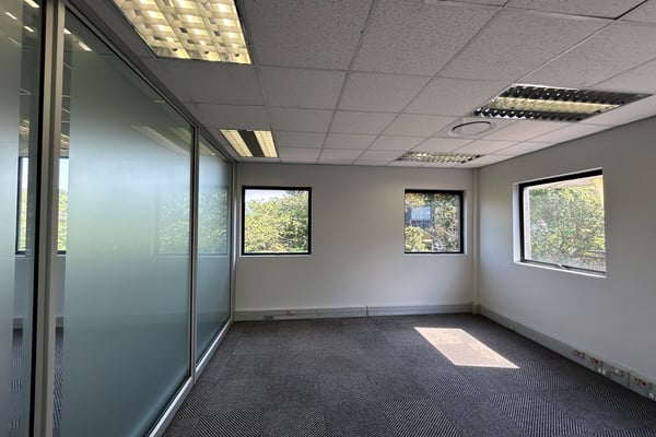 264m² Office To Let In Westway Office Park, Westville — image 6