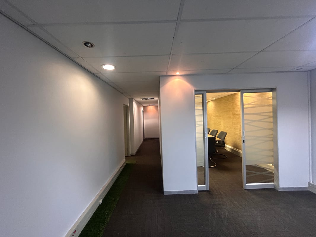 125m² Office To Let in Westville 