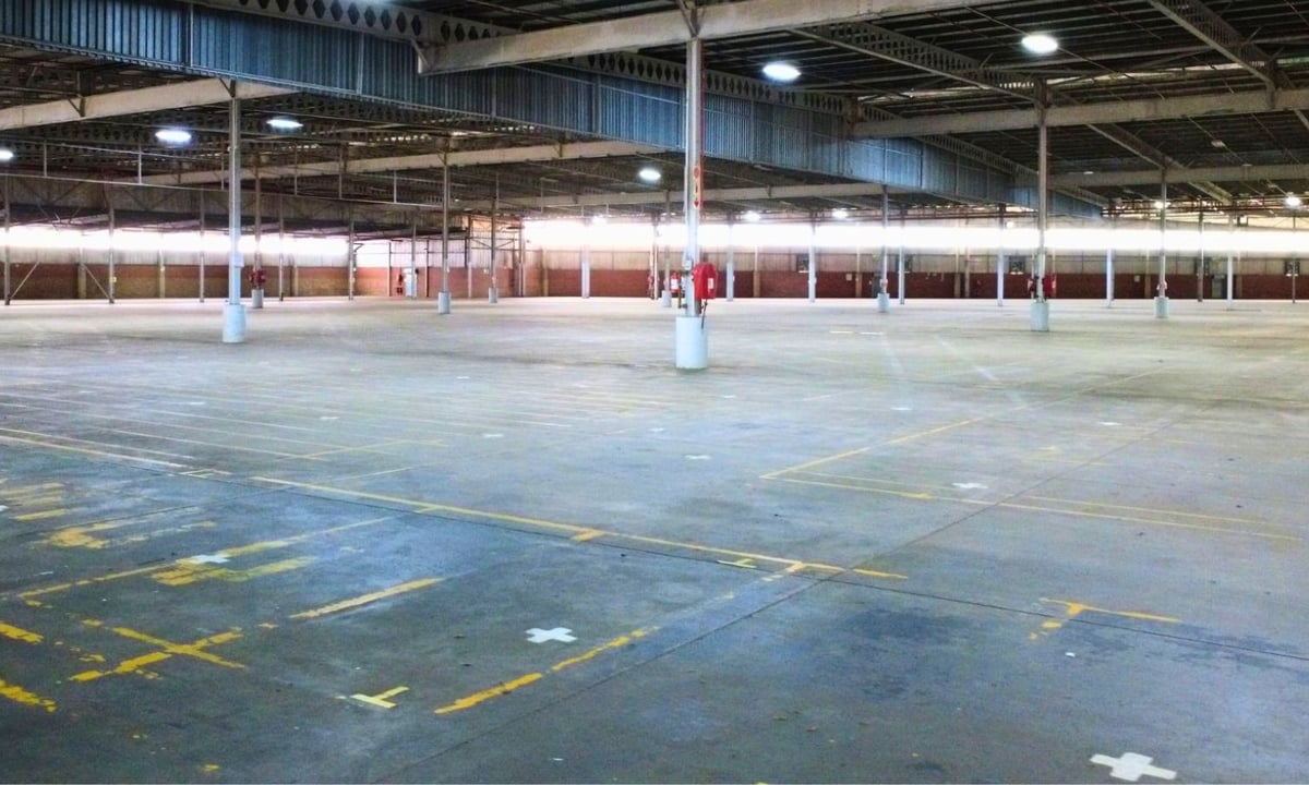 7 416m² Warehouse To Let in Prospecton
