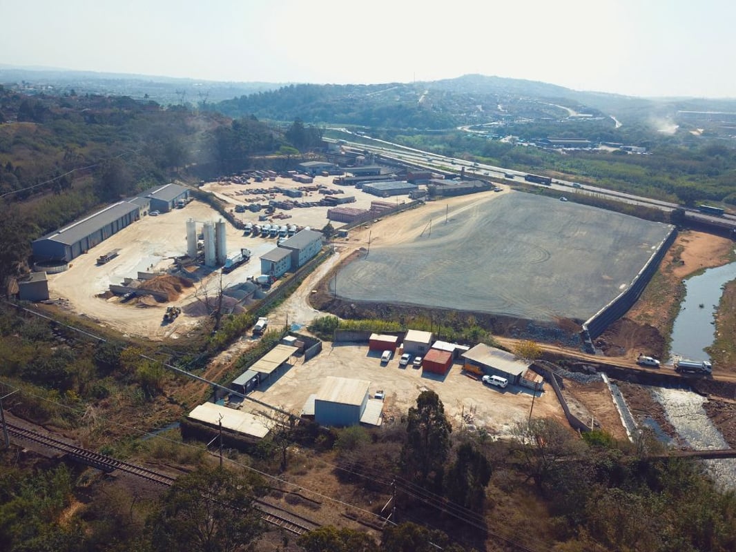 5136m² Hardened Yard For Lease in Riverhorse Valley
