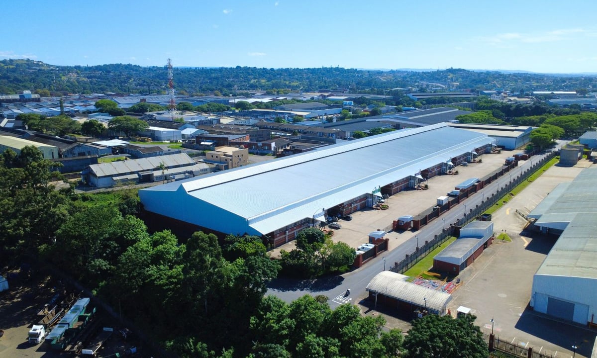 3301m² Warehouse To Let in New Germany