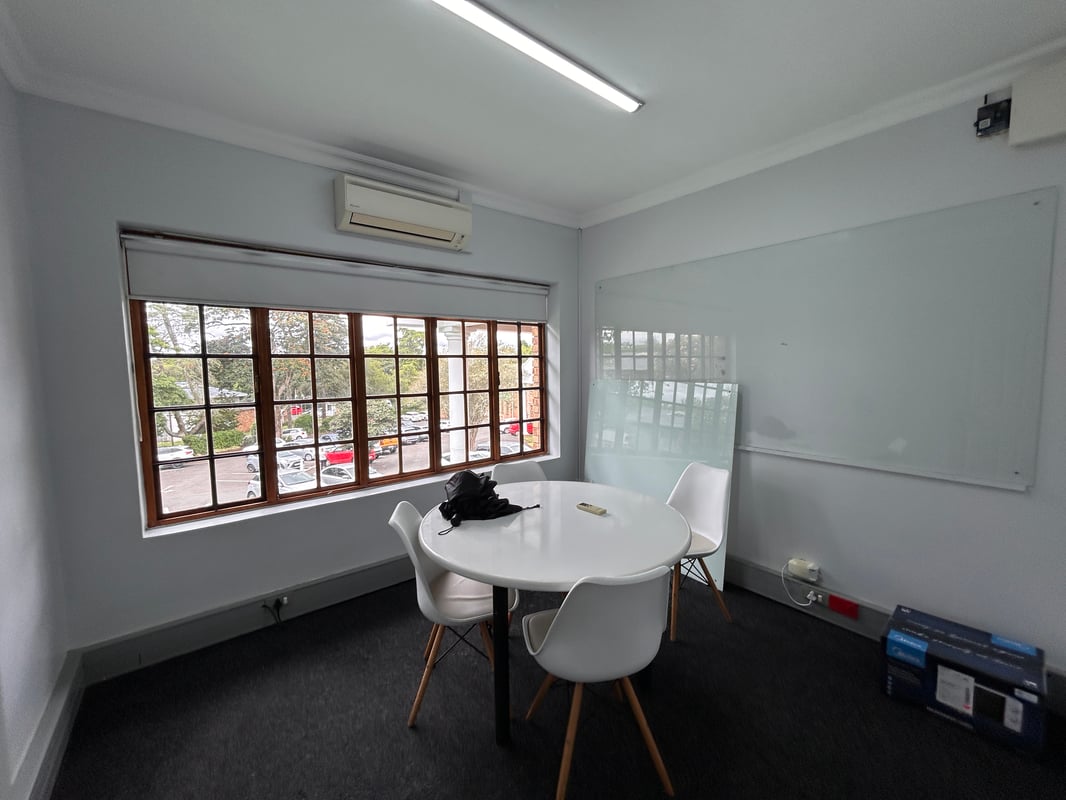 317m² Office To Let in Hillcrest