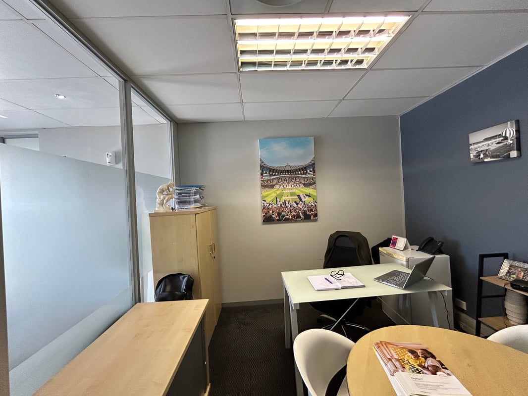 190m² Office to Let in Lion Match Office Park