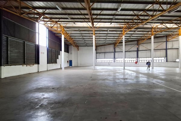 1616m² Warehouse For Lease in Red Hill — image 6